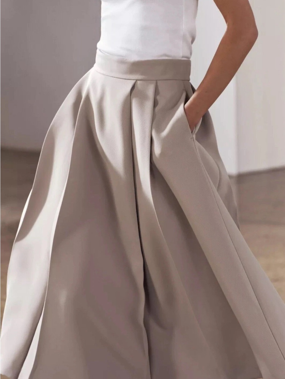 Zara Pleated Midi Skirt in Light Taupe /Grey - Picture 3 of 4